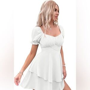 White Puff Sleeve Romper | Size L | Flowy & Feminine EUC